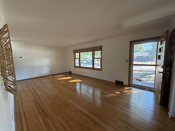 5th image of 2202 8th St N