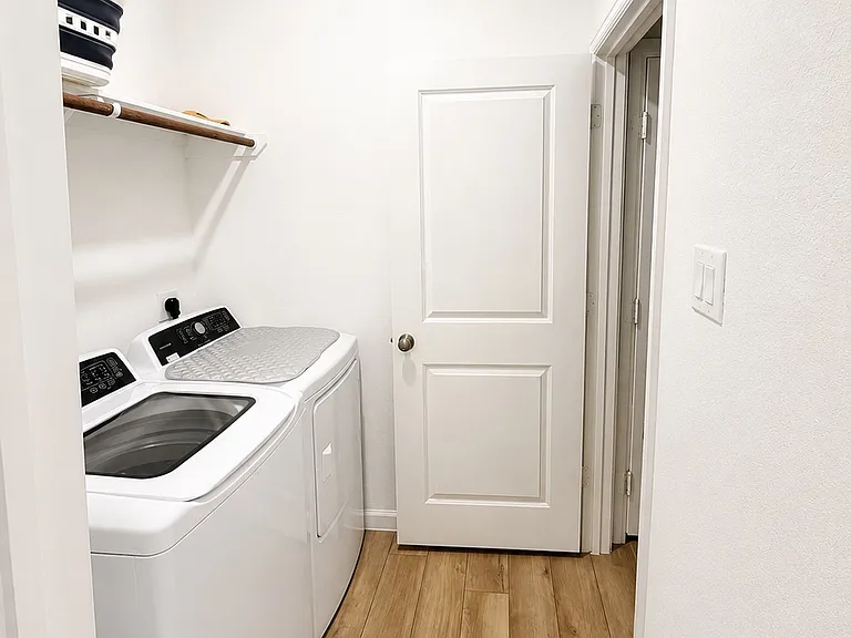 2302 Grande Laurel Ct — Photo 12