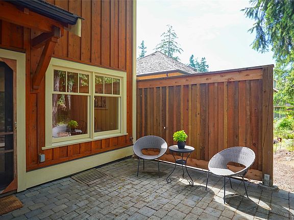 2nd image of 107 Atkins Rd #29