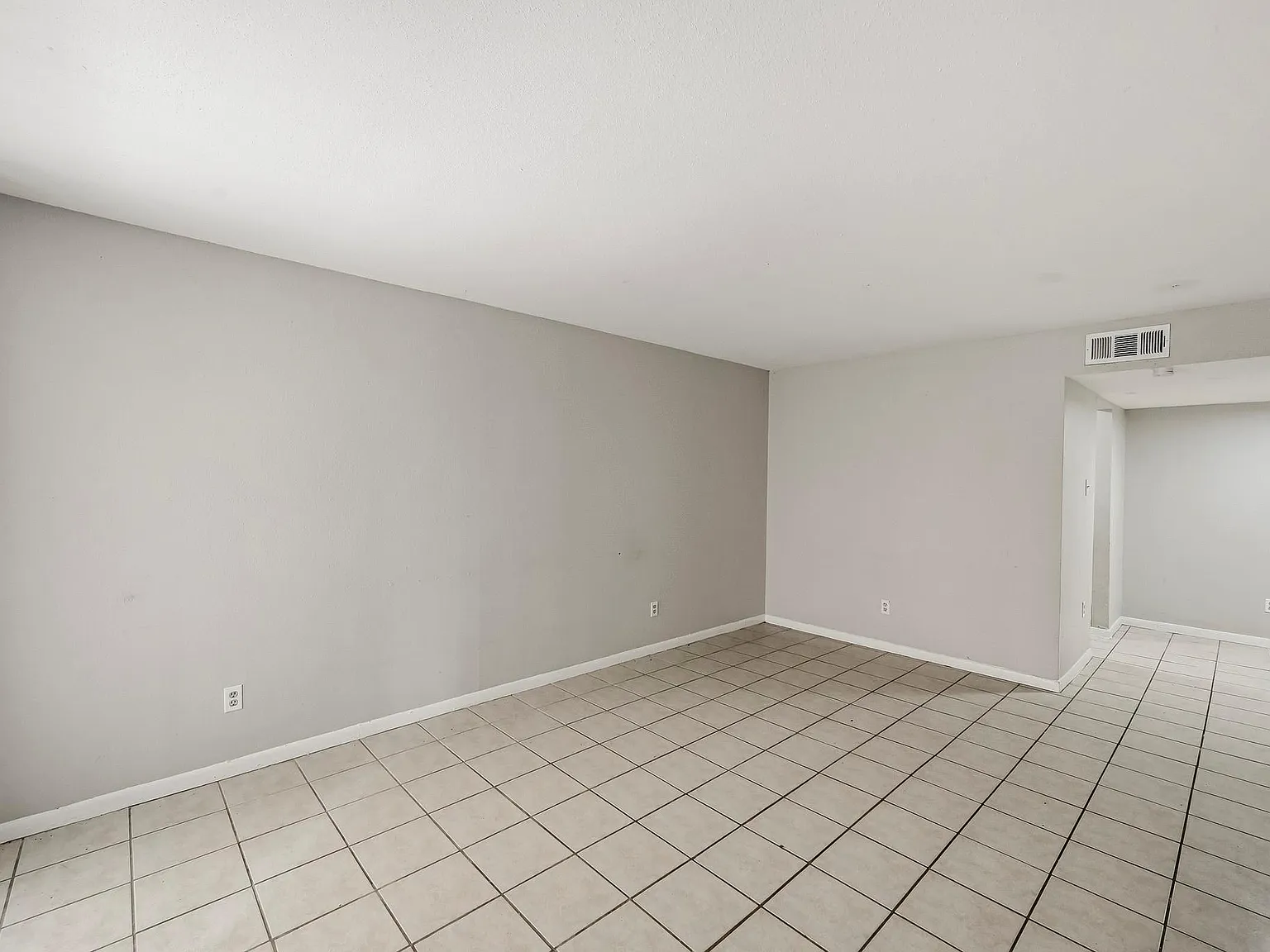 9616 Long Point Rd — Photo 4