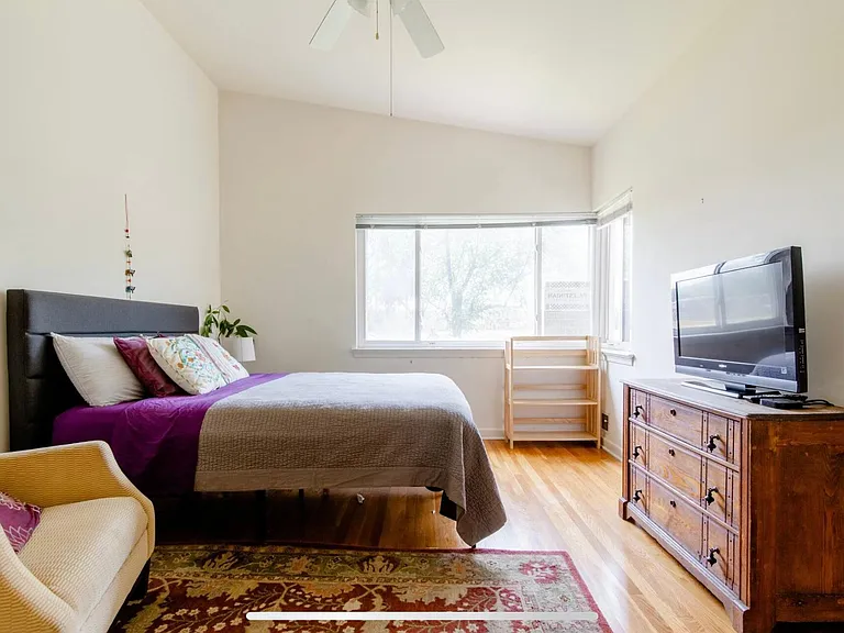 1316 Galloway St NE — Photo 2