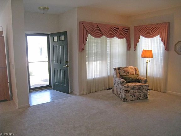 3rd image of 8727 Jonathan Dr #16A