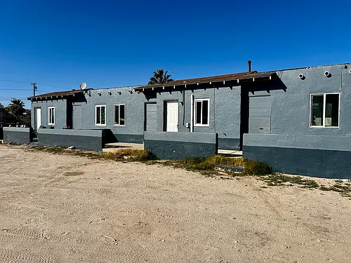6413-6431 Mariposa Ave #6415 Photo 1