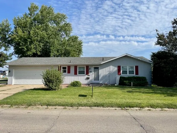 507 W Southridge Rd, Marshalltown, IA 50158