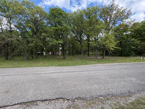 92 White Oak Dr, Colbert, OK 74733