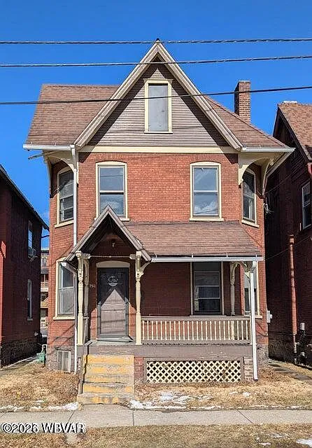 758 Grace St