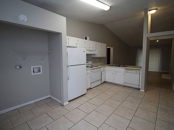 5th image of 7806 Calahan Pl #B