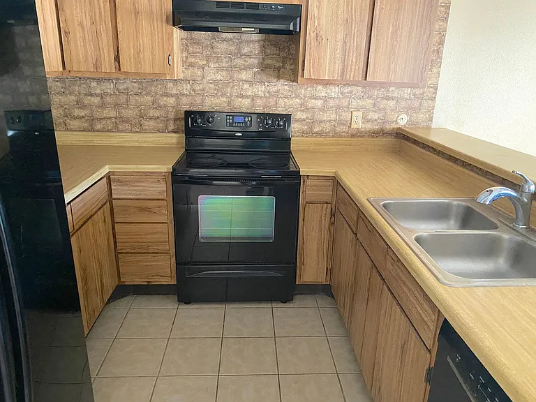3166 Windchase Blvd — Photo 7
