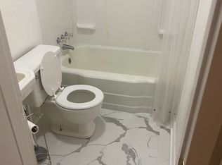 909 Park St #909A, High Pt, NC 27260