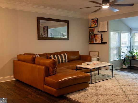 2nd image of 5151 Roswell Rd Unit 7