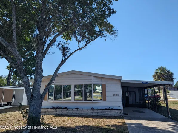 9303 Highpoint Blvd, Brooksville, FL 34613