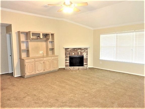 3rd image of 948 Santa Fe Dr