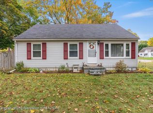 803 Maplehill Ave, Lansing, MI 48910