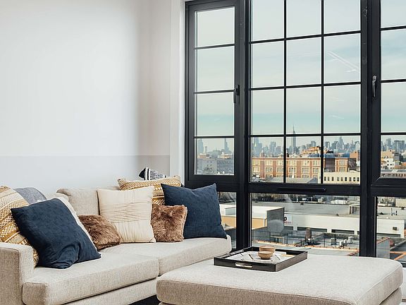 5th image of 115 Stanwix St #421