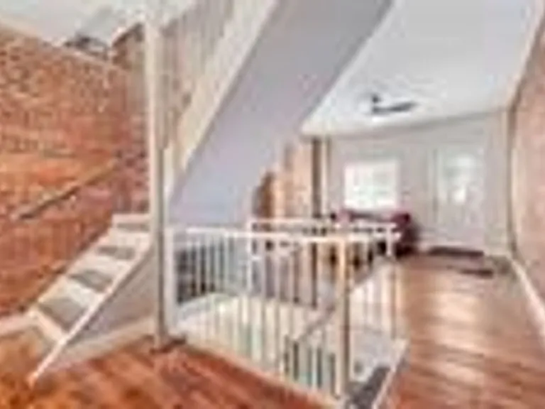 516 Borland St — Photo 8
