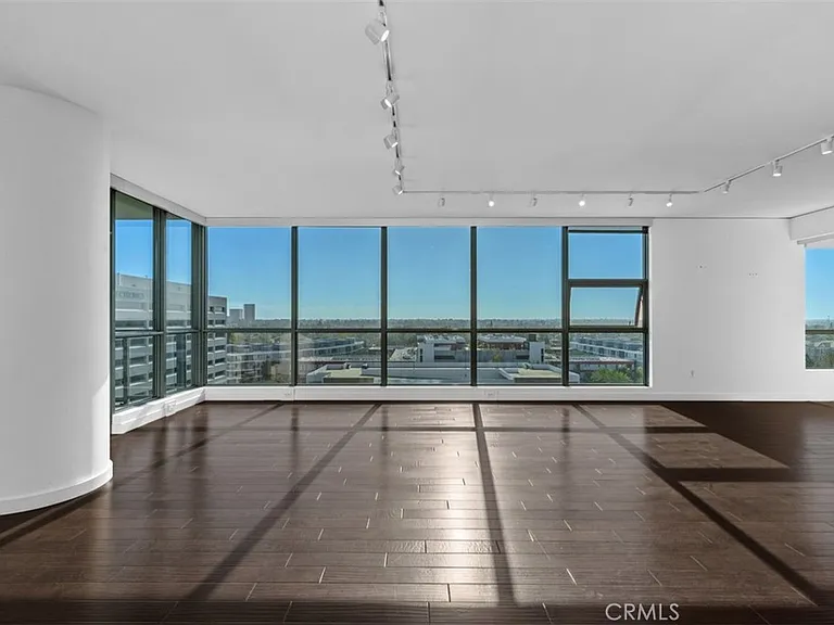 9 Macarthur Pl #N-1007 — Photo 17