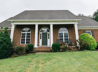 212 Middlesboro Rd, La Follette, TN 37766