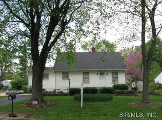 37 Irene Dr, Belleville, IL 62226