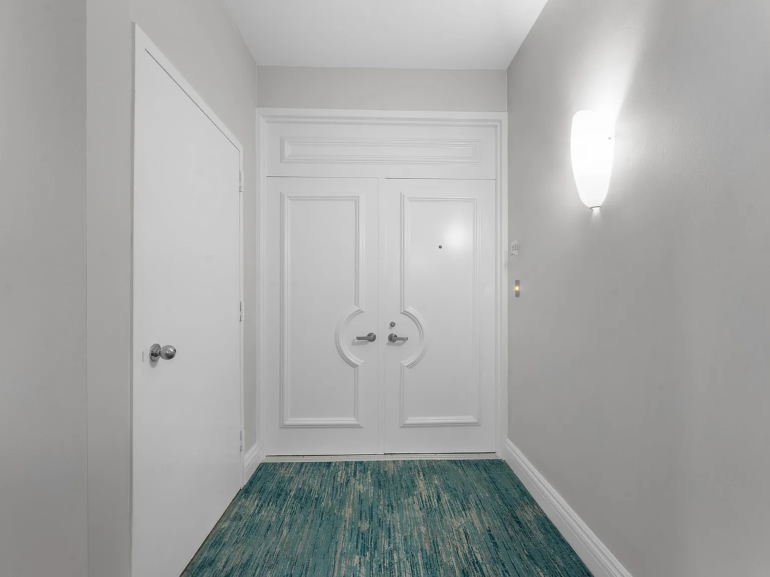 Reaches Condo — Photo 3