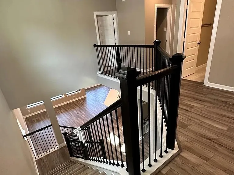 2525 Four Roses Dr — Photo 10
