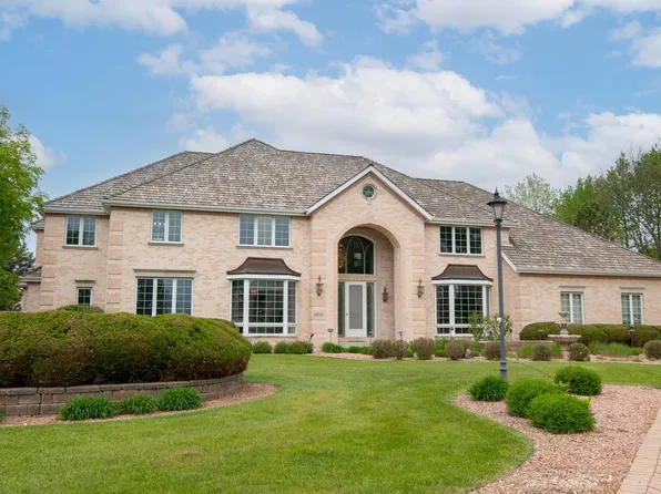 19250 Hayden COURT, Brookfield, WI 53045