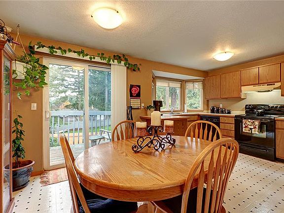3rd image of 8006 187th Street Ct E