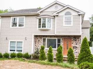247 South St, Eatontown, NJ 07724