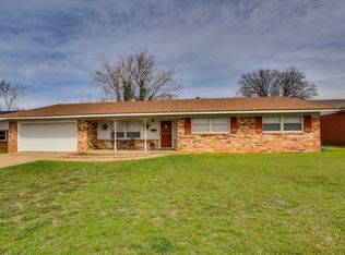 2124 67th St, Lubbock, TX 79412