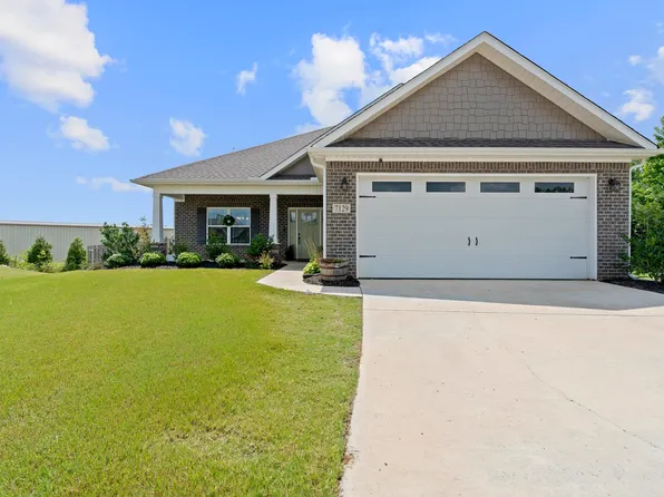 7129 Kingsbridge Ln SE, Owens Cross Roads, AL 35763