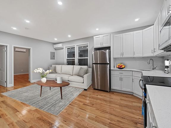 5th image of 3014 Bronxwood Ave #C