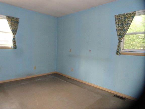 5th image of 1101 Westwood Dr