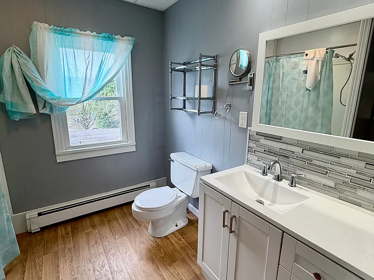 Full Bath - 2nd Story