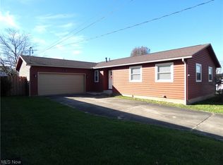 1212 14th St, Vienna, WV 26105