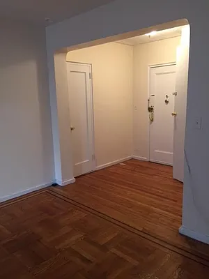 Rented by Roberto Guilbet, LREB | media 35