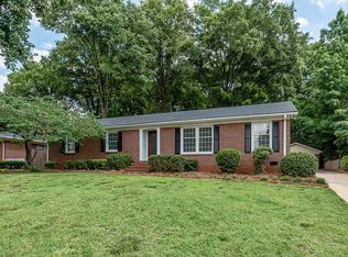 1422 Paddock Cres, Charlotte, NC 28209