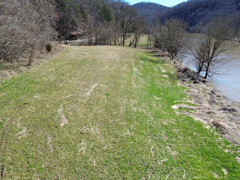 1st image of River Bend Dr