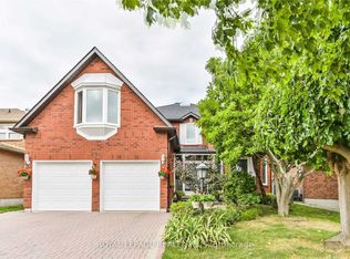 101 Valleymede Dr, Richmond Hill, ON L4B 1T6