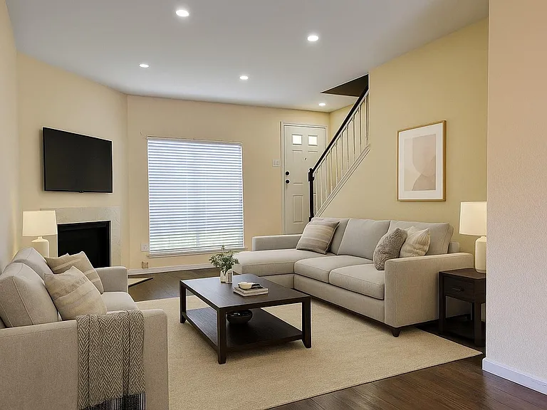 1515 Sandy Springs Rd #1903 — Photo 3