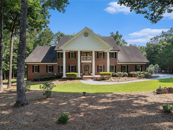 402 Clyde Ct, McDonough, GA 30252
