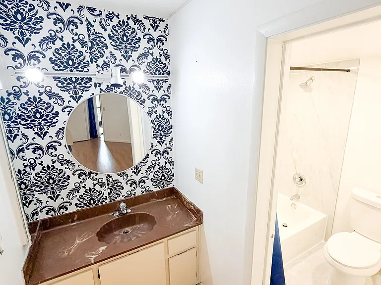 6475 W Oakland Park Blvd — Photo 12