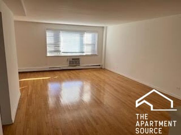 8644 Skokie Blvd #405