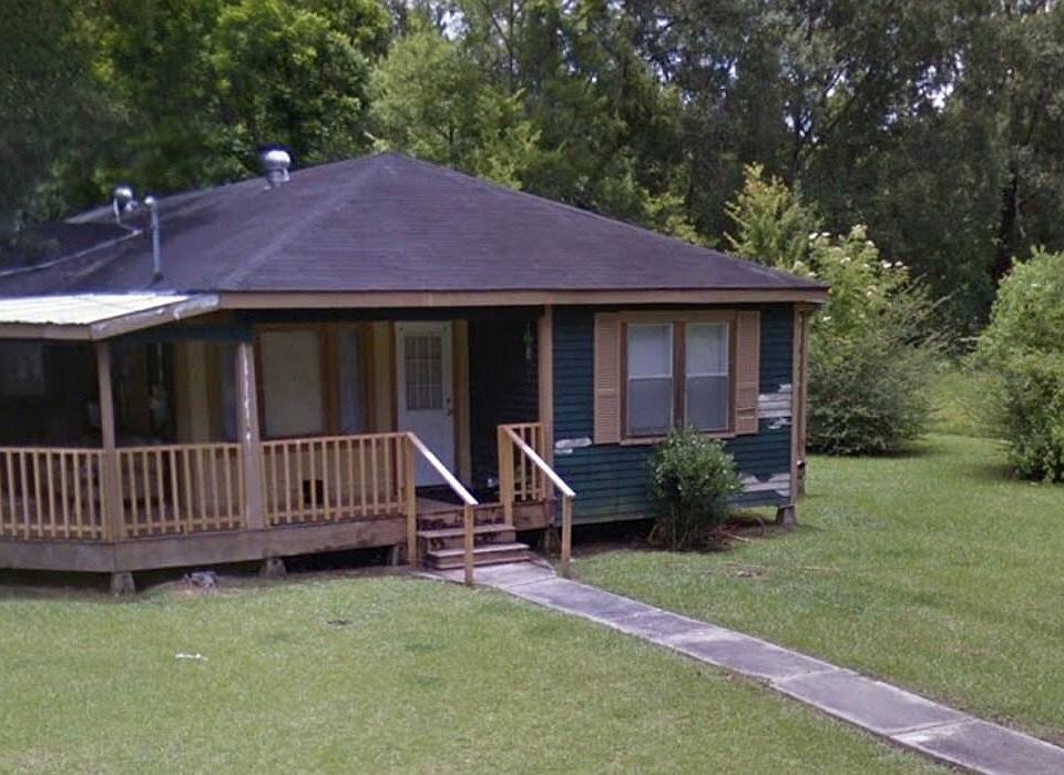 1st image of 605 Sidney Dr