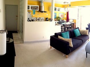 7096 Spring Garden Dr APT 201, Springfield, VA 22150