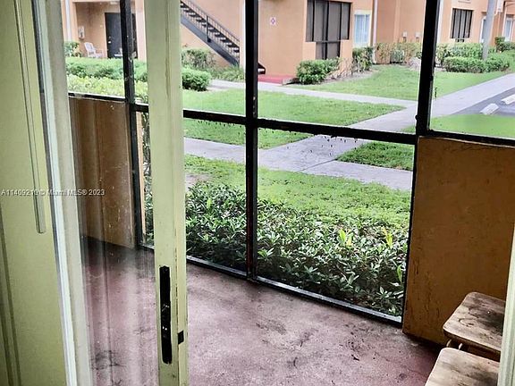 4th image of 161 SW 84th Ave APT 103
