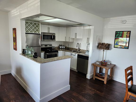 3rd image of 383 Monaco Park #H1-1