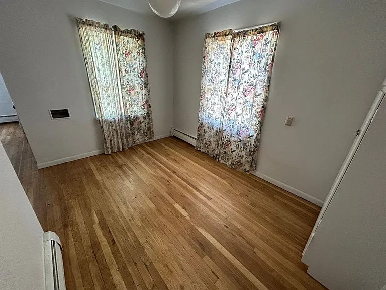 1013 E Park Ave — Photo 29