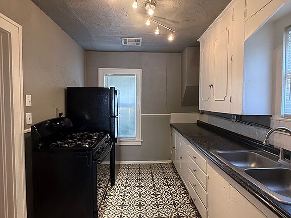 5th image of 123 N Columbia Ave