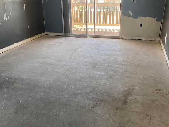 4th image of 207 Bristol Ln
