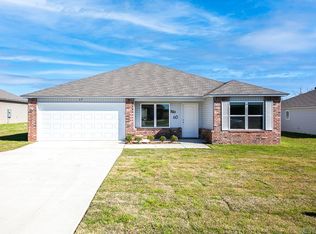 60 Kinley Brook Ln, Cabot, AR 72023
