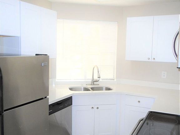 3rd image of 930 N Mesa Dr Unit 2089